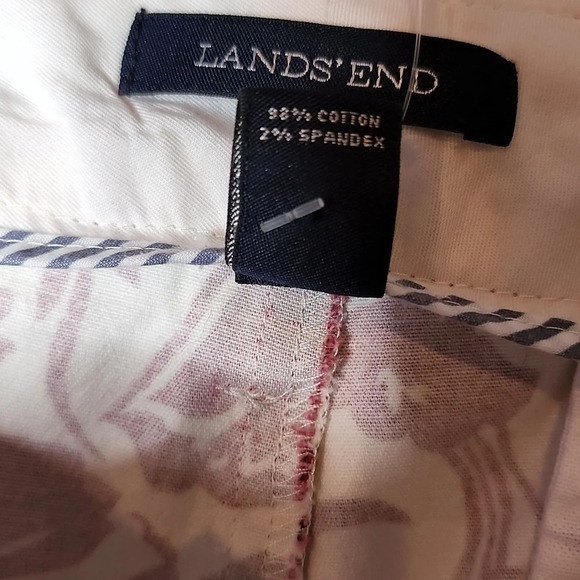 Land's End NWT Petite Size 16P Warm Cinnabar Floral Mid Rise Shorts - Picture 9 of 9